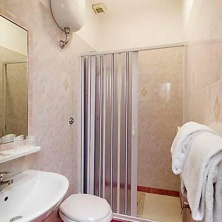 Otel Concorde 2*